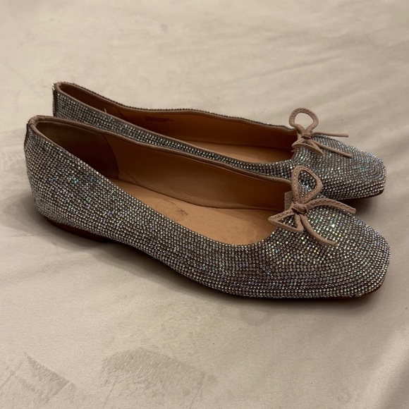Matisse Shoes - Matisse Roxy Glittering Silver Flats with Bow, sz 8